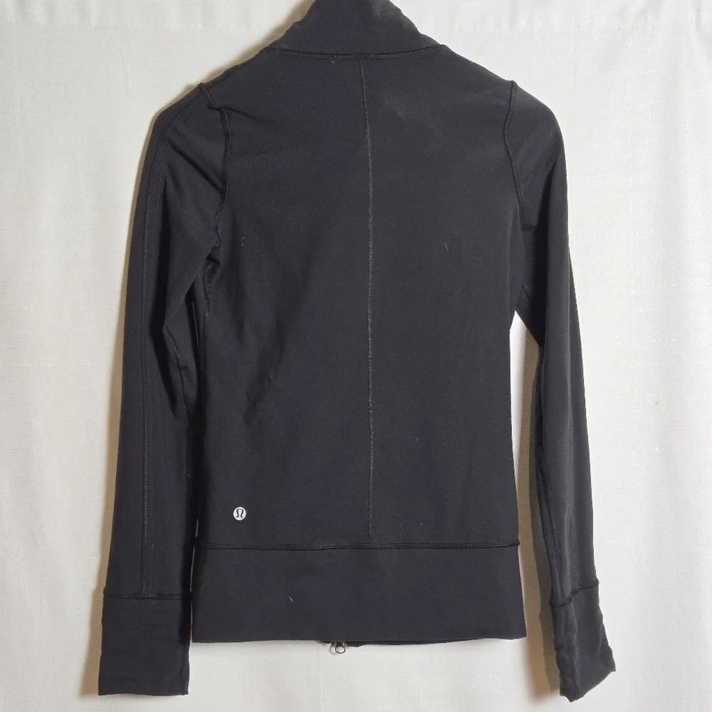 Lululemon Daily Yoga Jacket Black Sz 2 - Picture 4 of 9